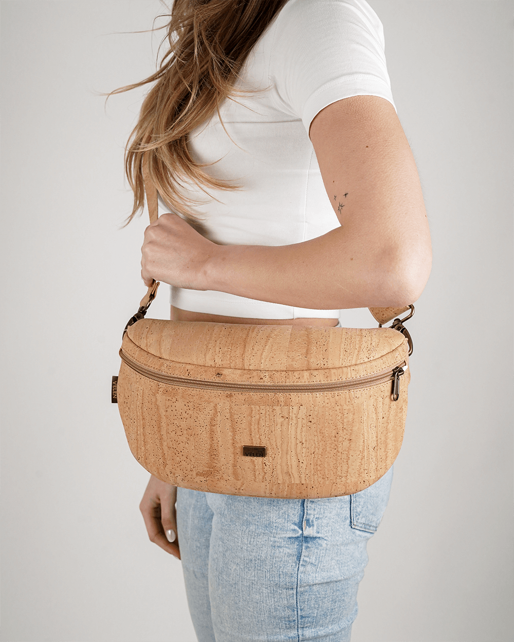 Bolsa de Peito/Cintura em Cortiça Velen - Image 5